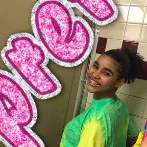 Meet your Posher, Genelle